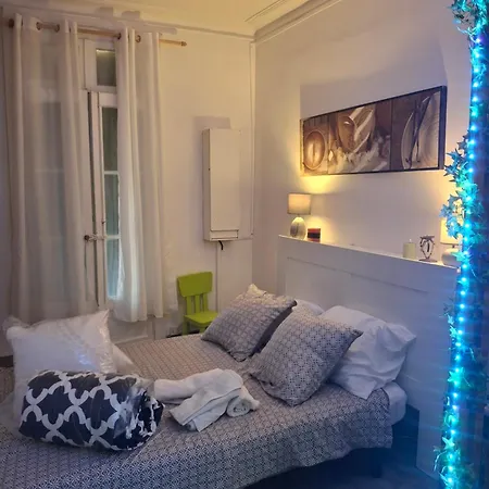 Equipe A 50 Metre De La Gare Et 10 Mn Des Apartamento Sète